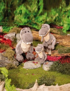 Nici 48807 Dinosaurier Tony-Rex 17cm Stehend Plüsch Kuscheltier Dino T-Rex GREEN -Nici 48807 11 48810 48813 Milieu 1585x2048